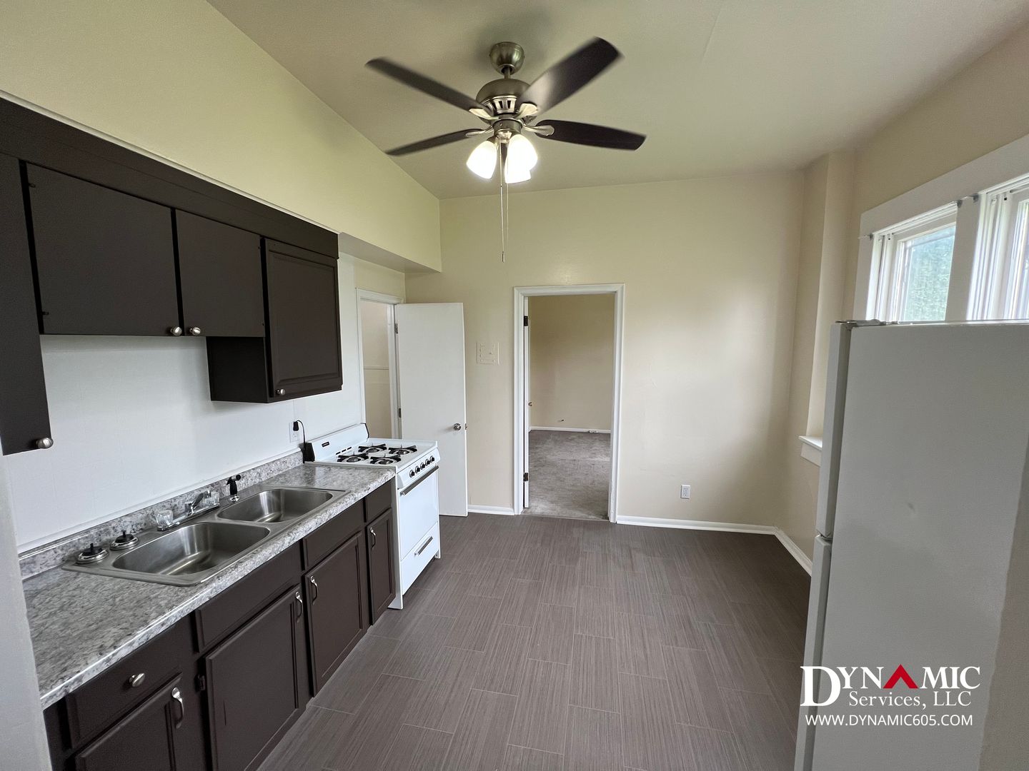 Sioux Falls Apartment: 233 S Duluth Ave