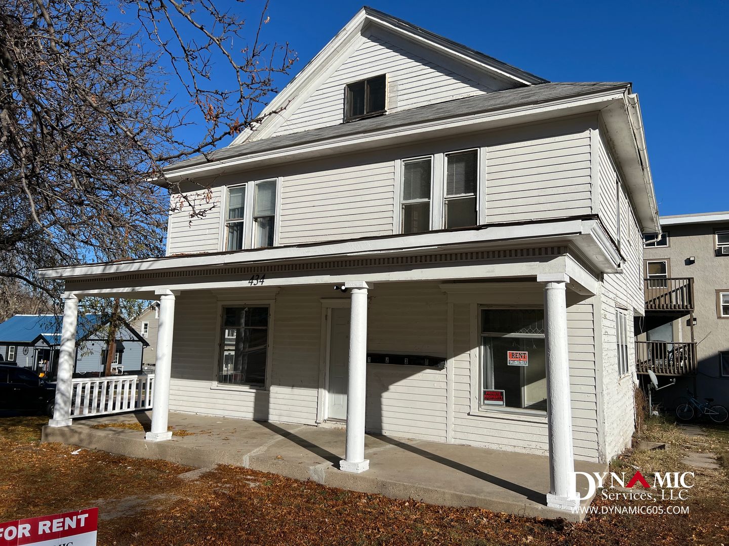 Sioux Falls Apartment: 434 N Spring Ave