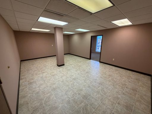 1 Large Office with Reception Area – photo 1