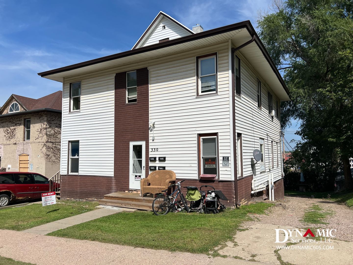 Sioux Falls Apartment: 330 N Spring Ave