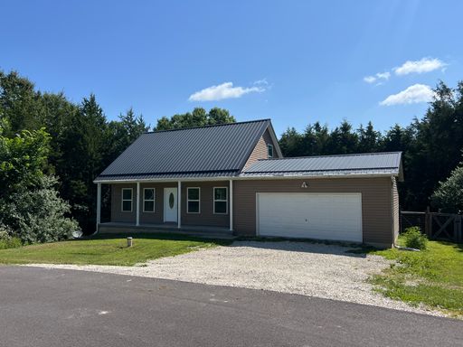 Scenic Home on 5 Acres Minutes from Wentzville