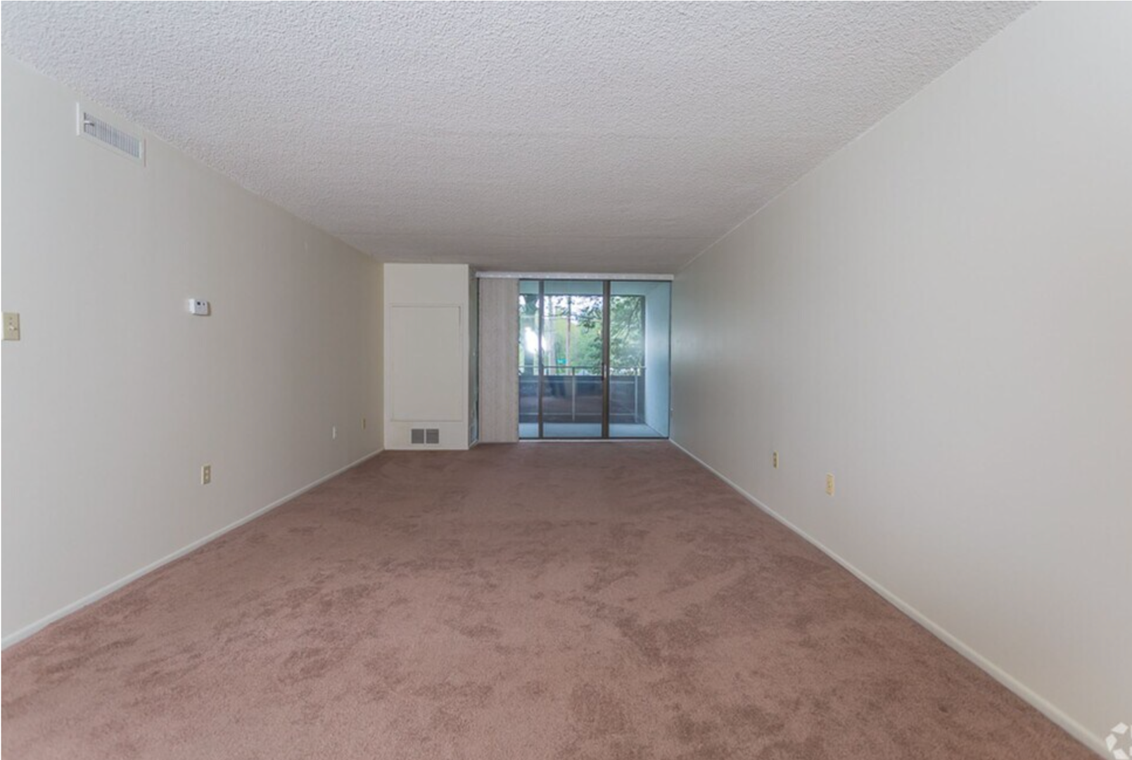 Fairway Tower &amp; Manor Apartments 3 of 10