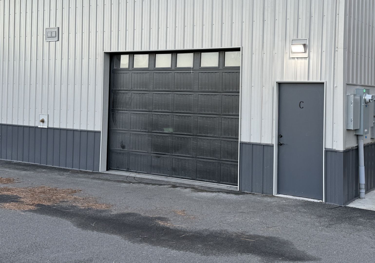 La Grande Apartment: 1607 Willow St