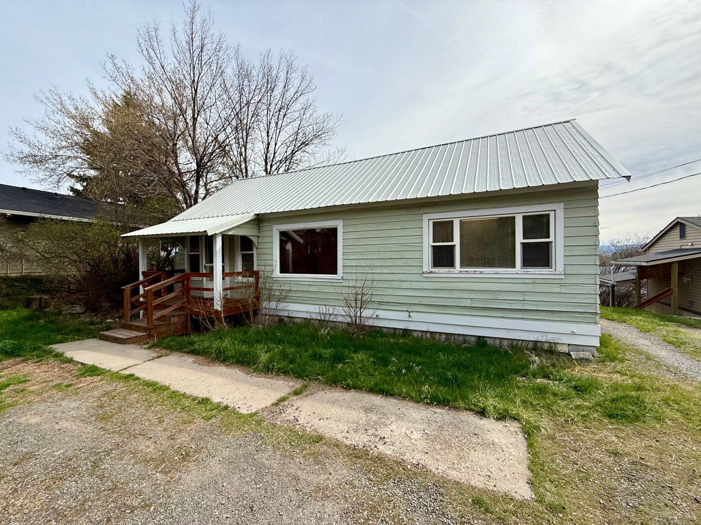 La Grande House: 107 Adams Ave