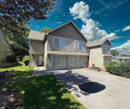 Three Bedroom Townhouse Located in Hermiston on Quiet Cul-de-Sac