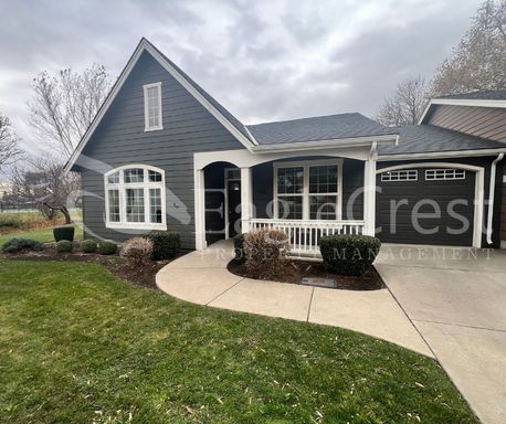 Three Bedroom, Two Bathroom Condo with Lawncare Included on Quiet Loop – photo 1