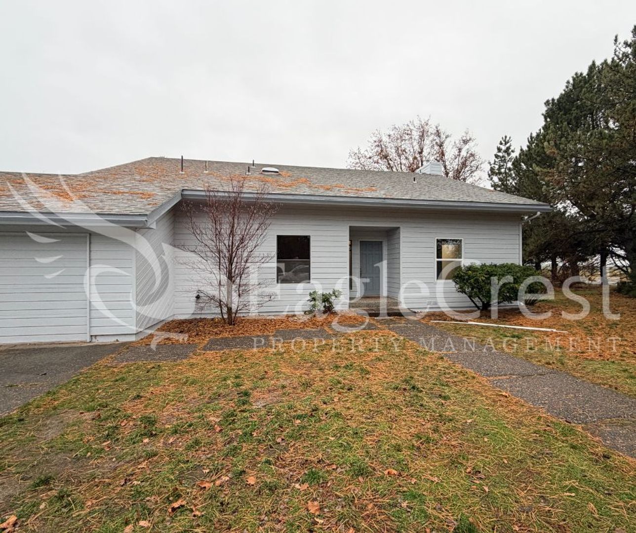 Hermiston House: 79381 Agnew Rd