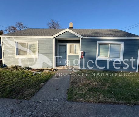 Soon To Be Renovated Two Bedroom 1 Bath Duplex Unit