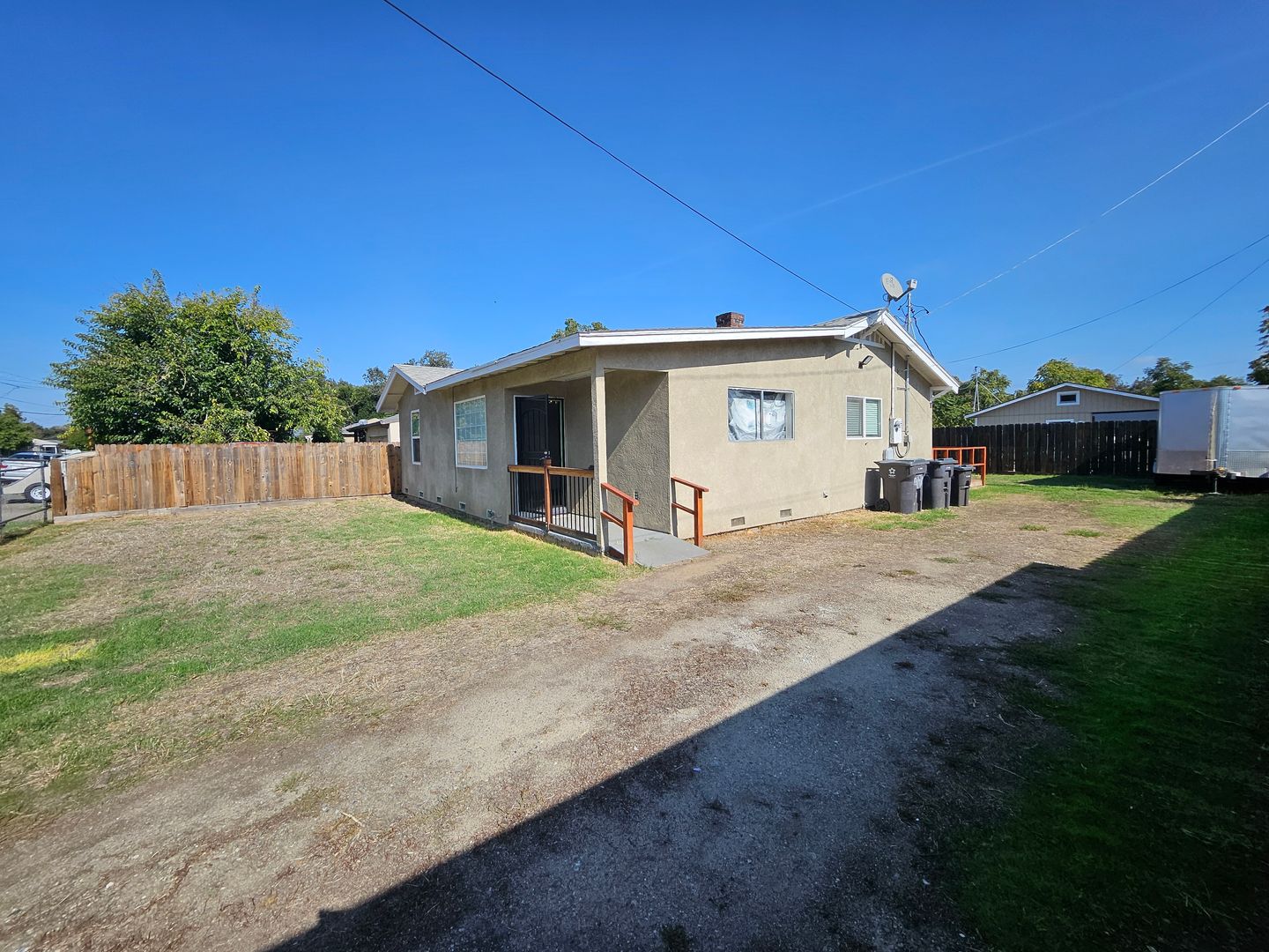 Stockton House: 908 S Sinclair Ave