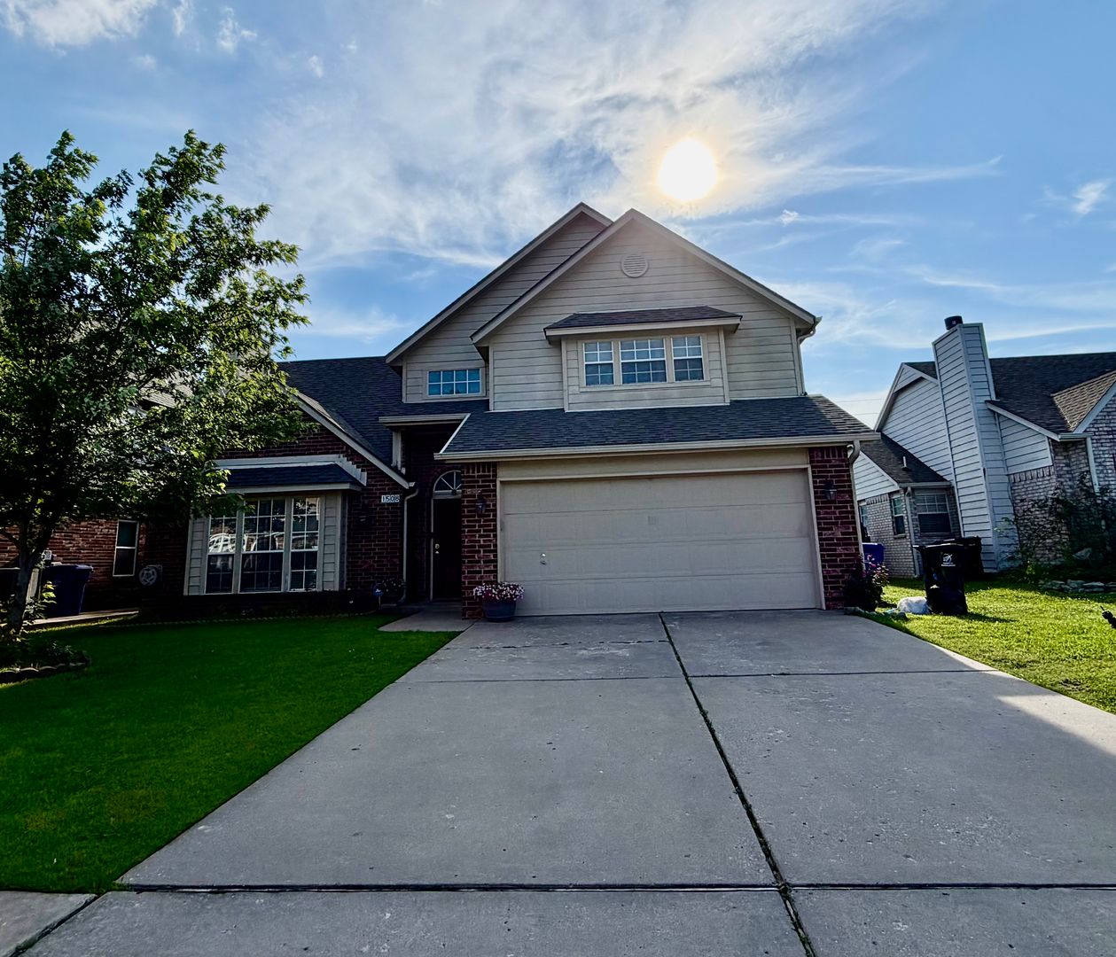 Broken Arrow House: 1508 N Yellowood Avenue