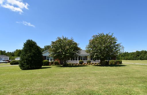 1509 HWY 91 N Snow Hill, NC 28580