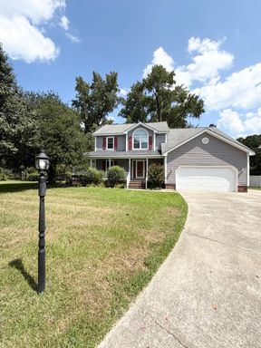 100 Lakeshore Ct, Goldsboro, NC 27534 – photo 1