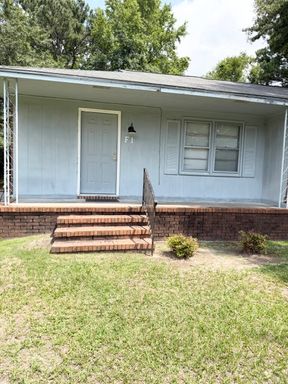 2803 Warrick Circle - Apt F1 Goldsboro, NC 27534 **PROMOTION**
