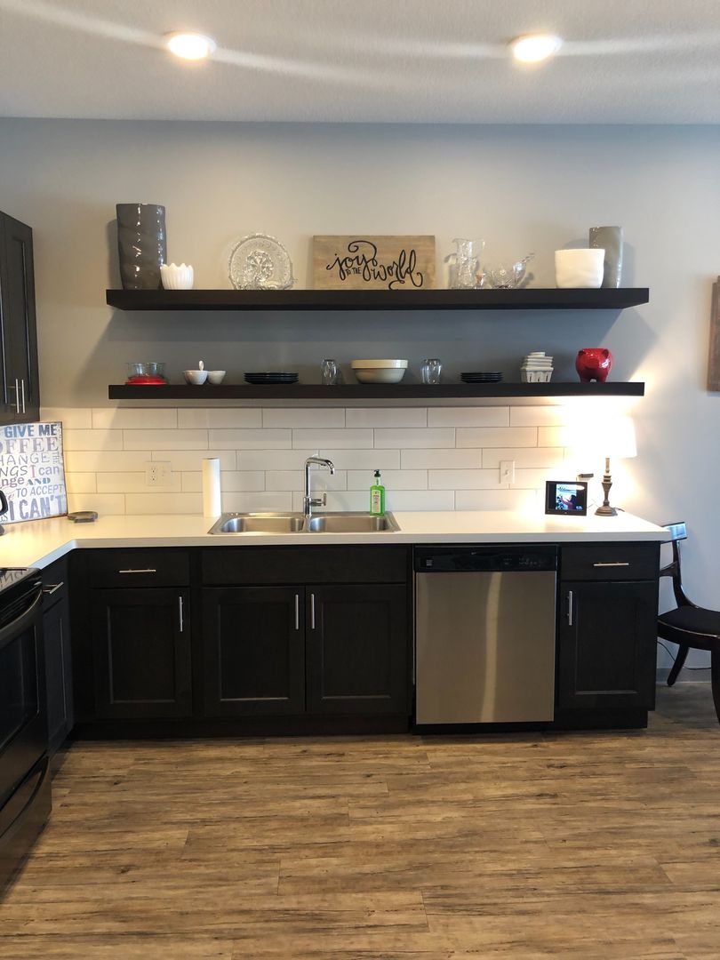 Cedar Falls Apartment: 250 State Street