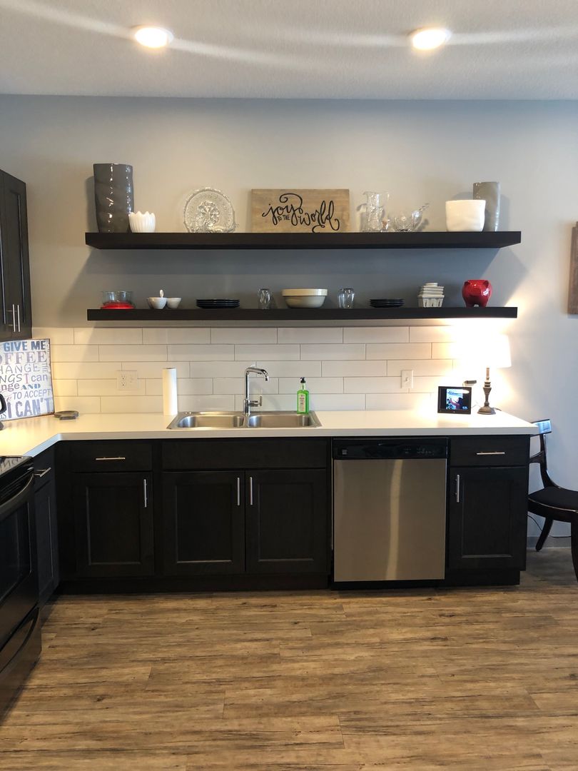 Cedar Falls Apartment: 250 State Street