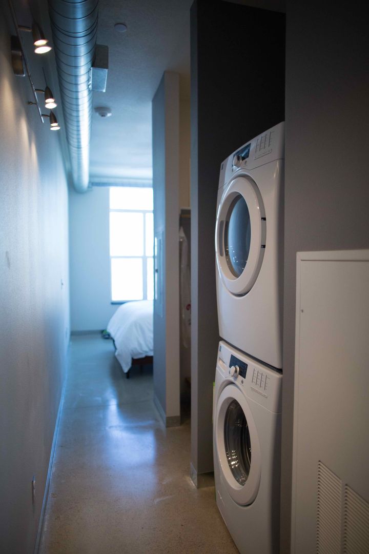 Cedar Falls Apartment: 300 State Street