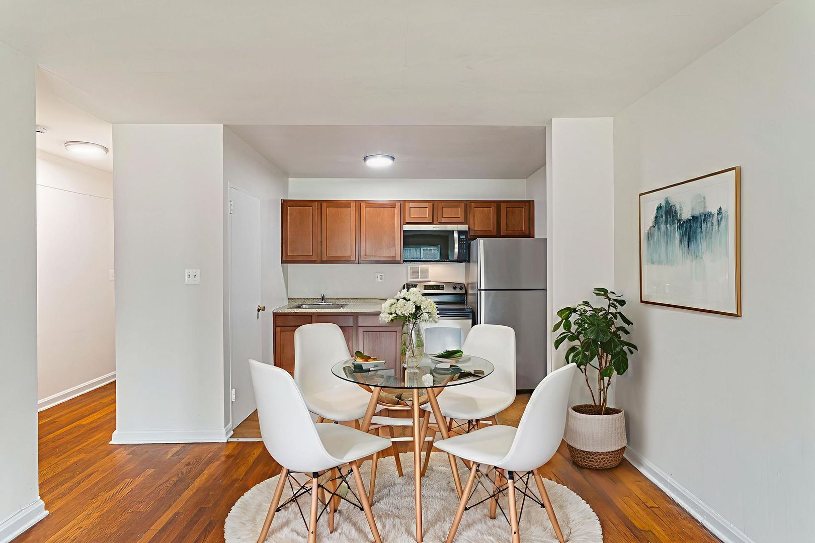 Washington Apartment: 1225 Clifton ST NW