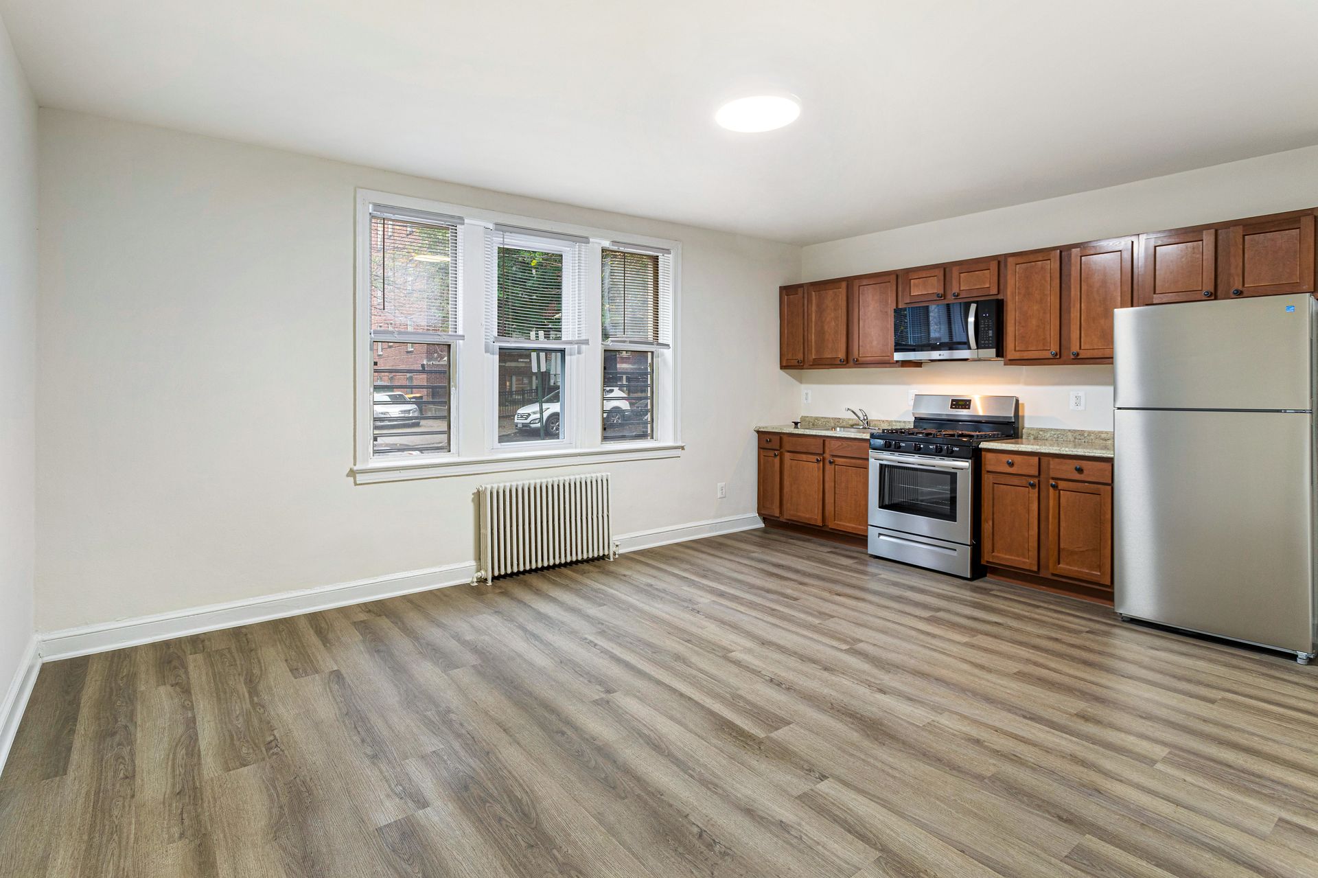 Washington Apartment: 1417-1424 Somerset Pl NW