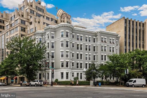 1300 Massachusetts Avenue NW #207 – photo 1