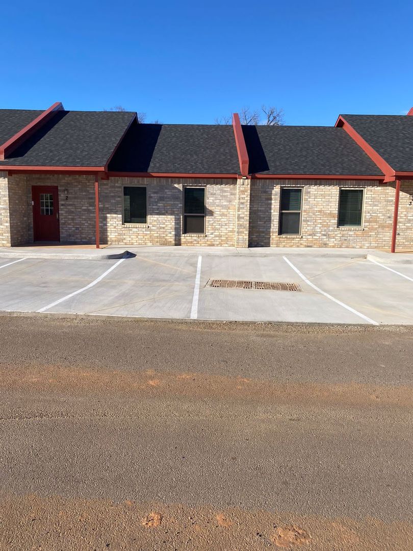 Lindale Apartment: 17589 County Road 4112