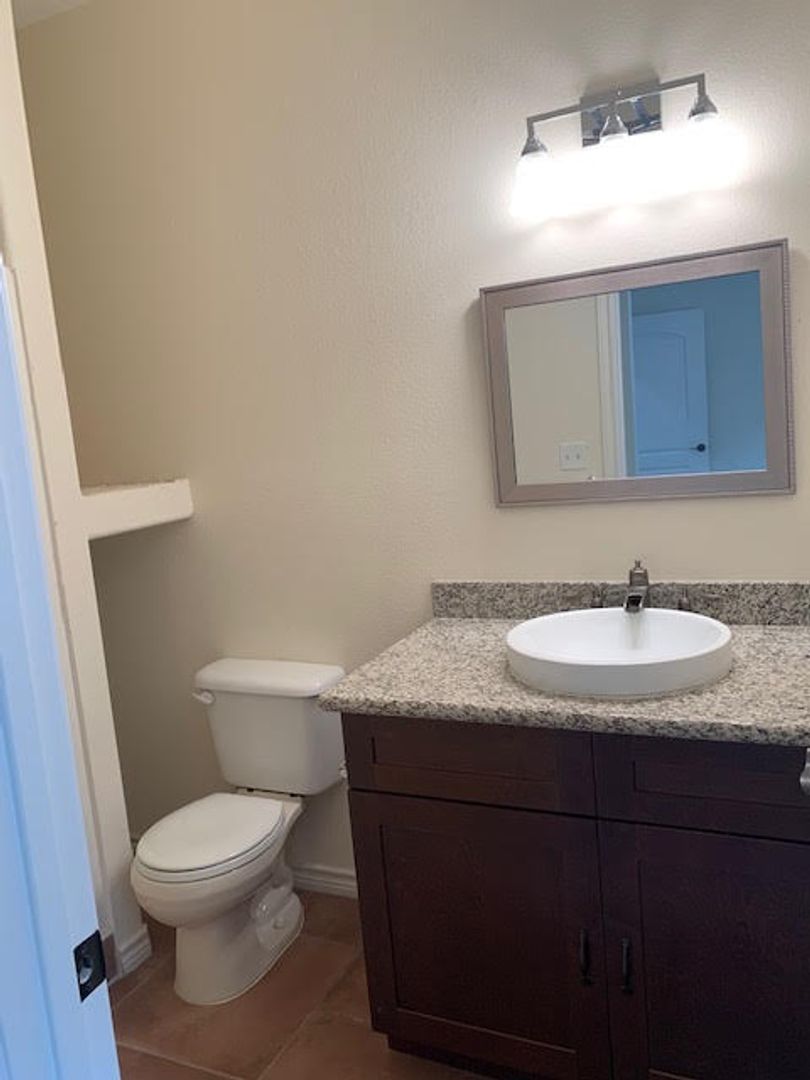 Lindale Apartment: Volume Properties