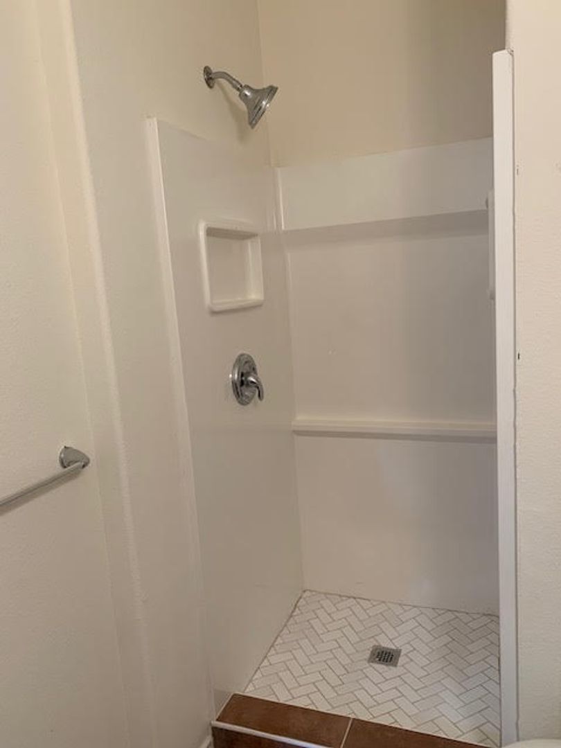 Lindale Apartment: The Managers Office Cedar Knoll Apartments