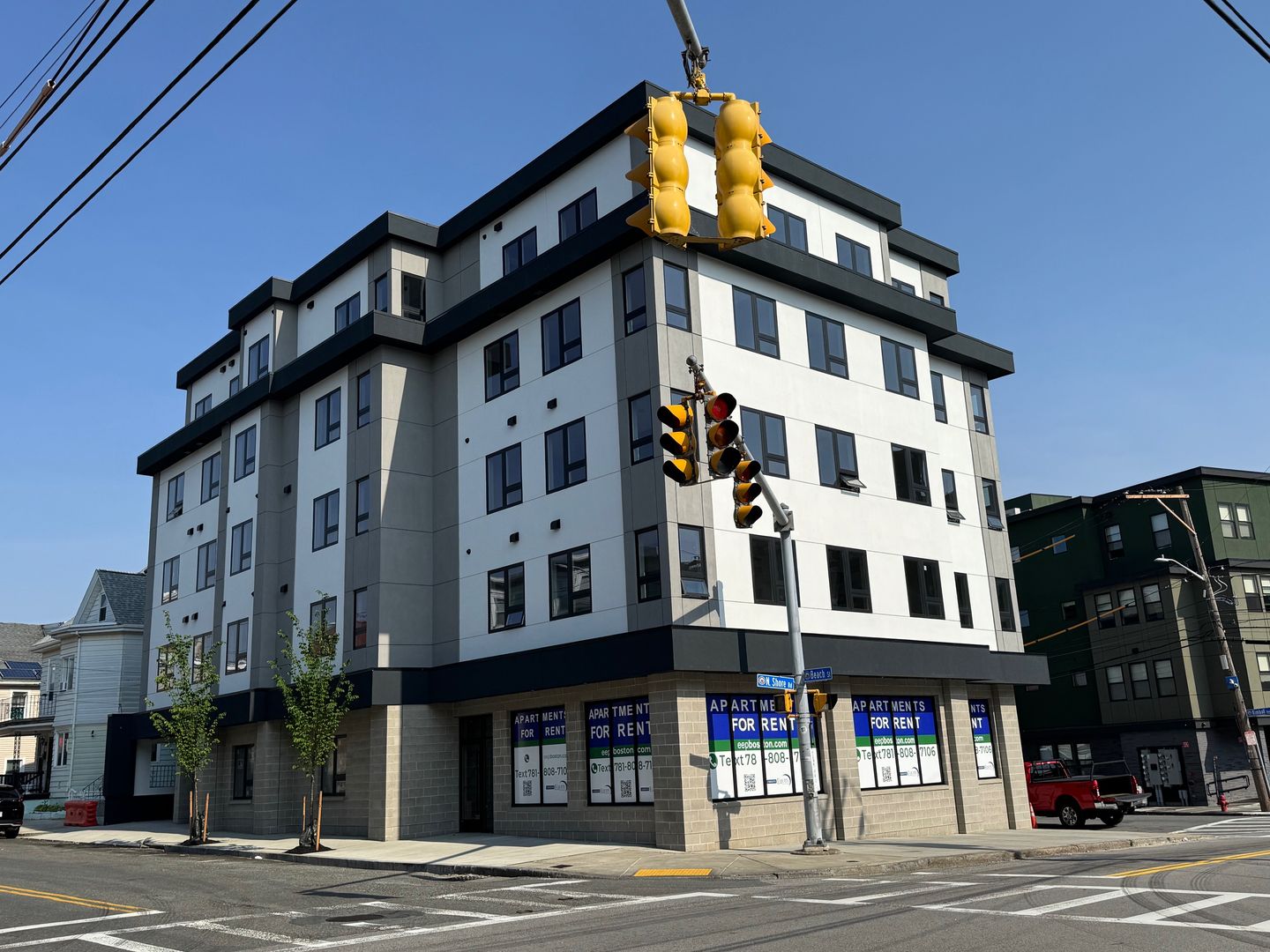 Revere Apartment: 650 Beach Street