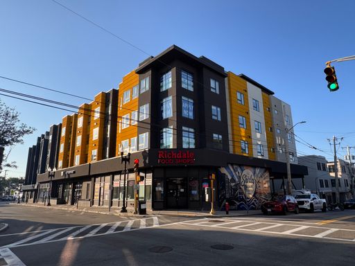 New Construction Apartment Close to Revere Beach Train Station and Historic Revere Beach – photo 1