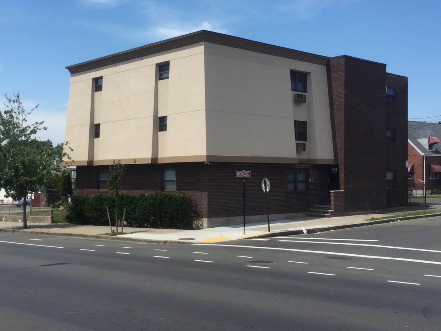 Revere Apartment: 592 Broadway