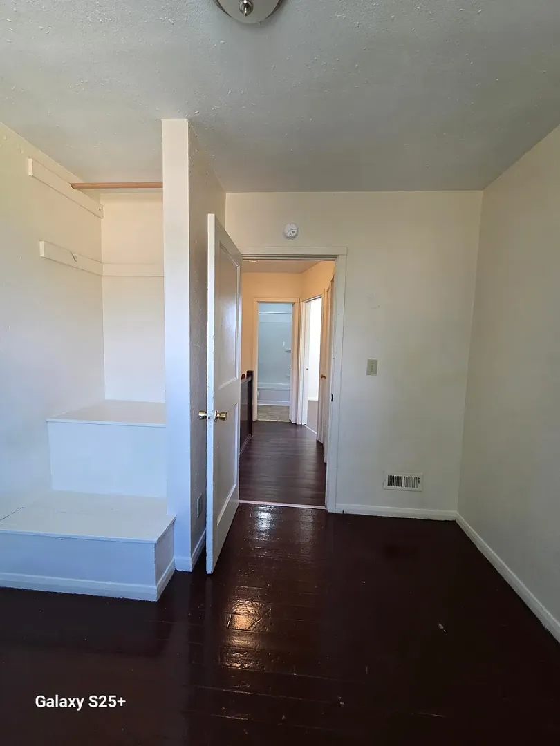 Pendleton Apartment: 1419 Carden