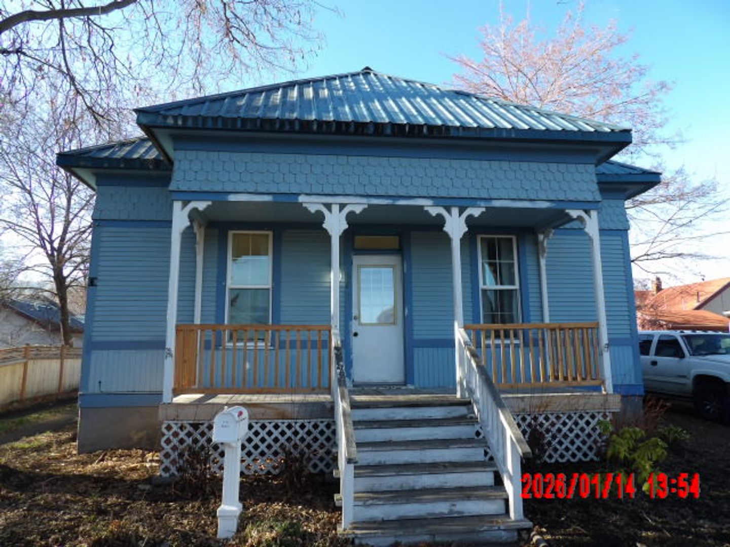 La Grande Apartment: 1306 10th Street