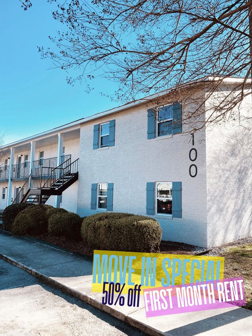 Greenville Apartment: Wyndham Circle