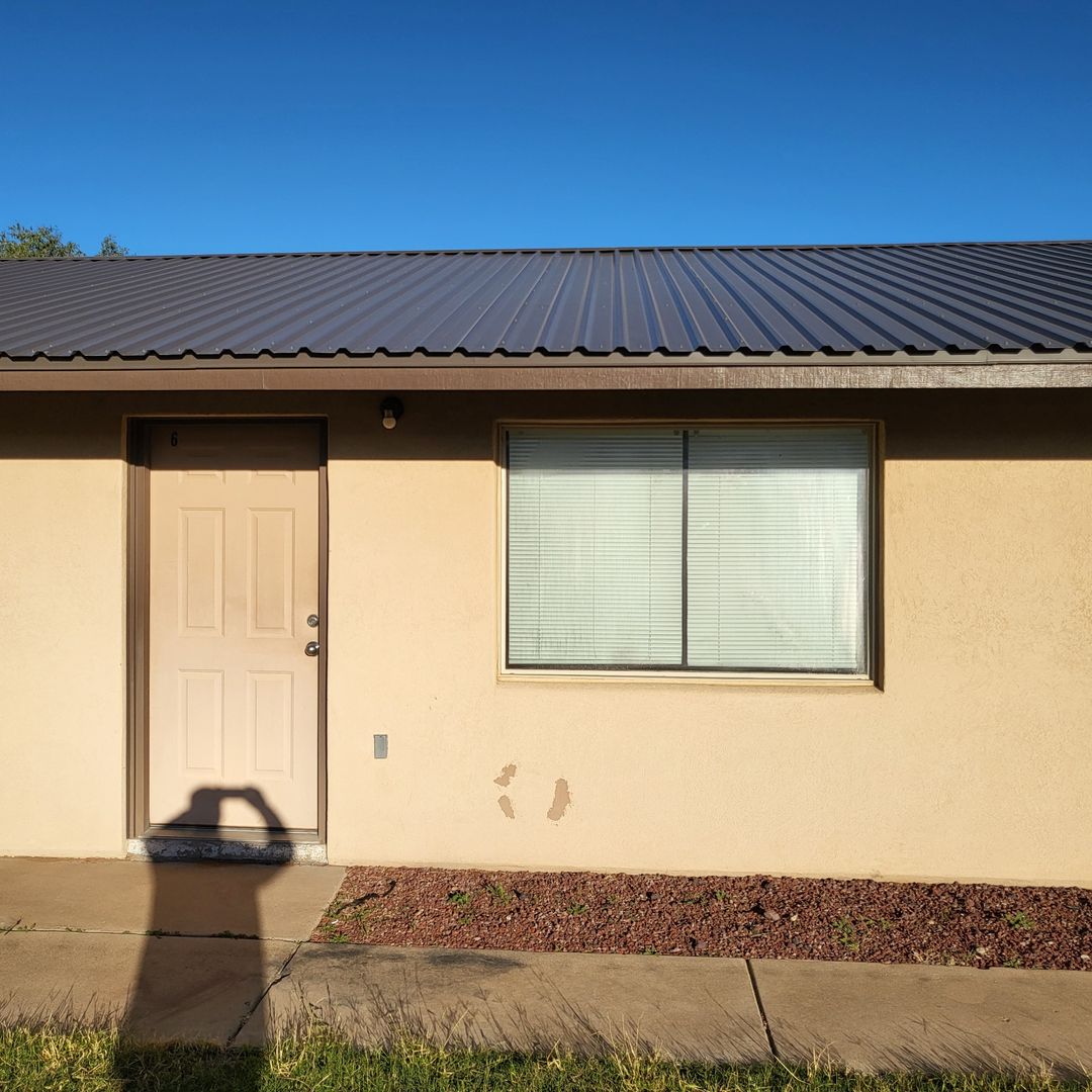 Portales Apartment: East Juniper