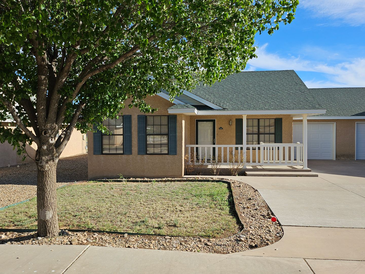 Portales Apartment: 1920 S Avenue G