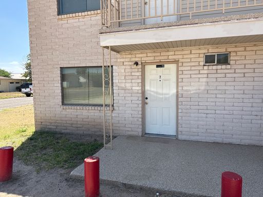 1400 S Avenue E - APT 7
