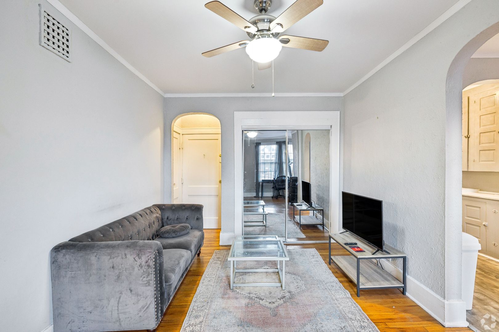 1003 E Fayette 6 of 6