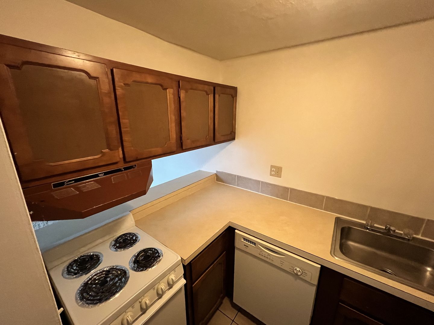 EastGate Apartments 6 of 16