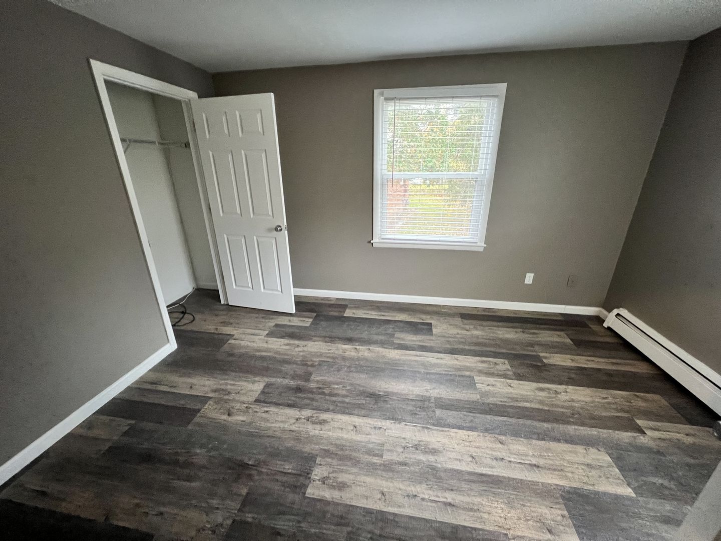 EastGate Apartments 4 of 11