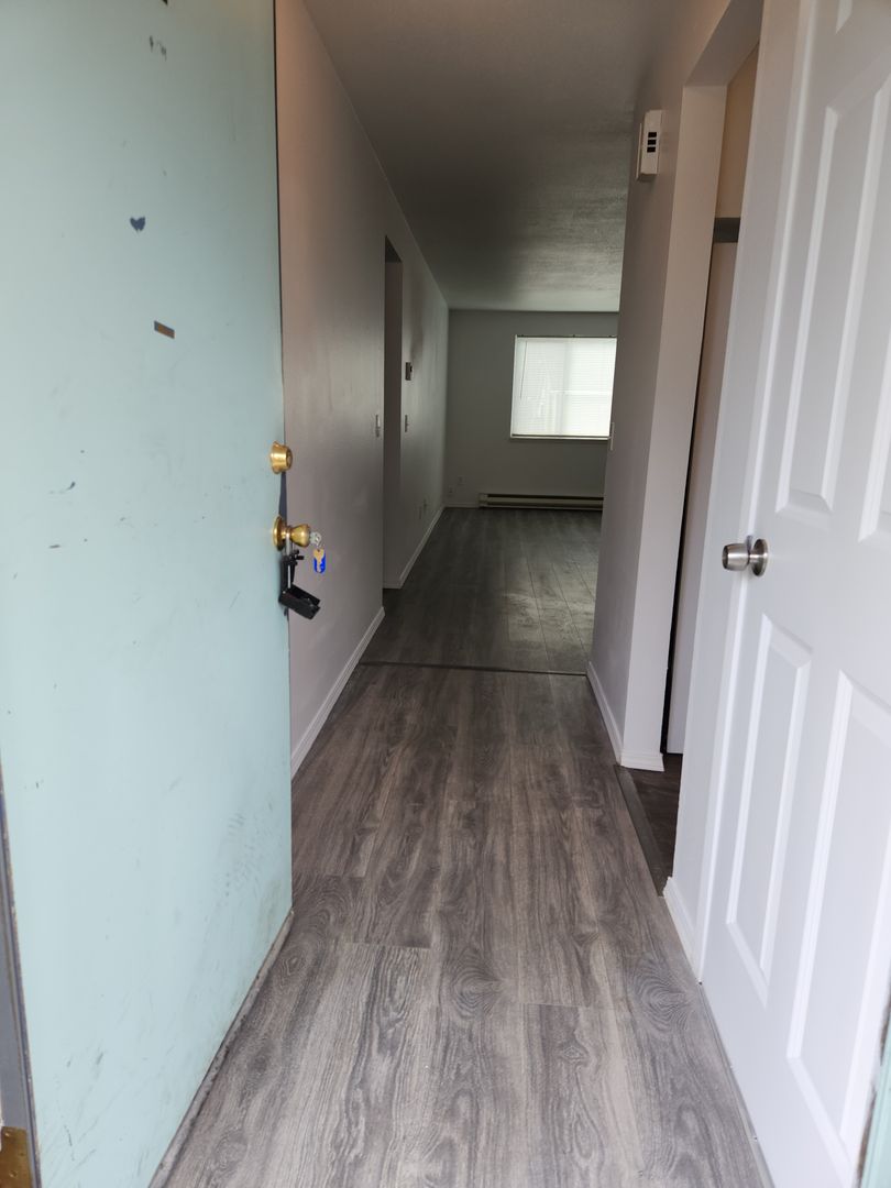 Sweet Home Apartment: 937 Nandina St