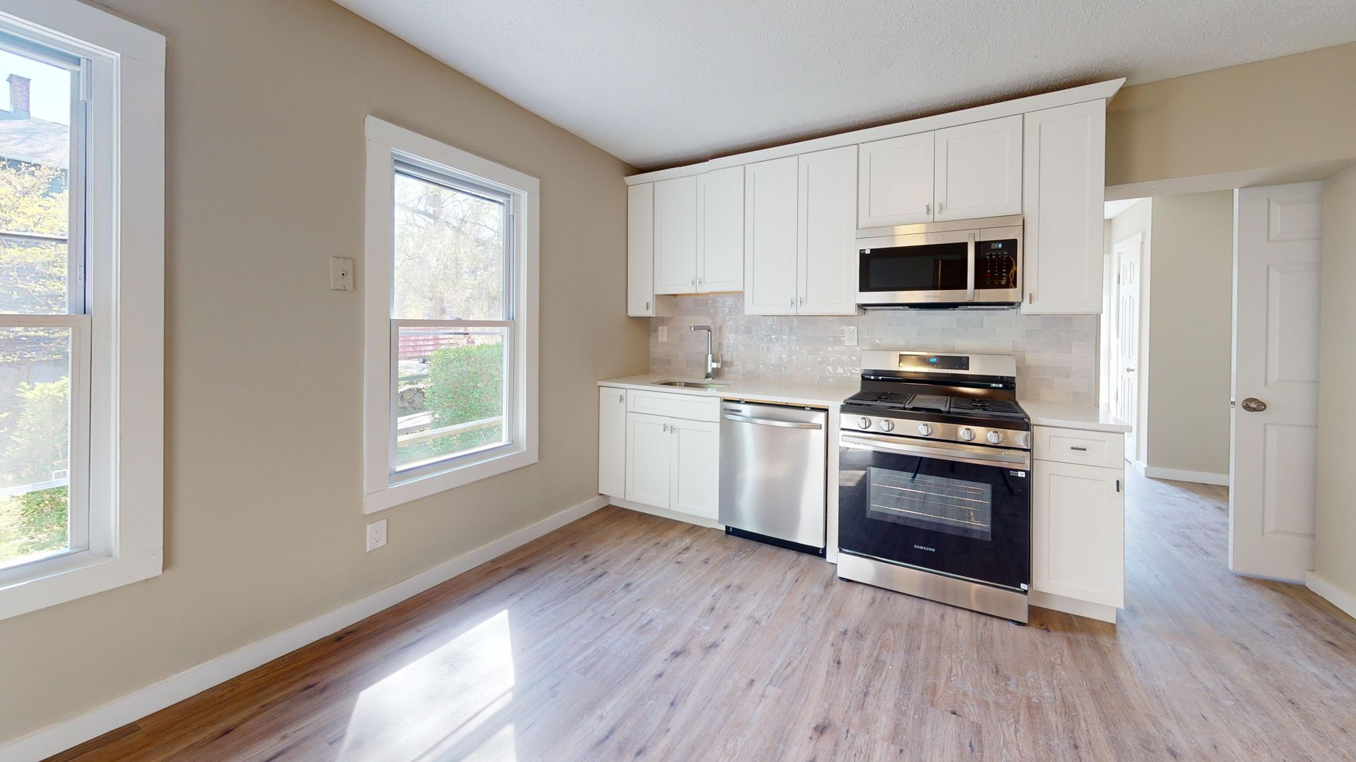 New Haven Apartment: 83 Nash St