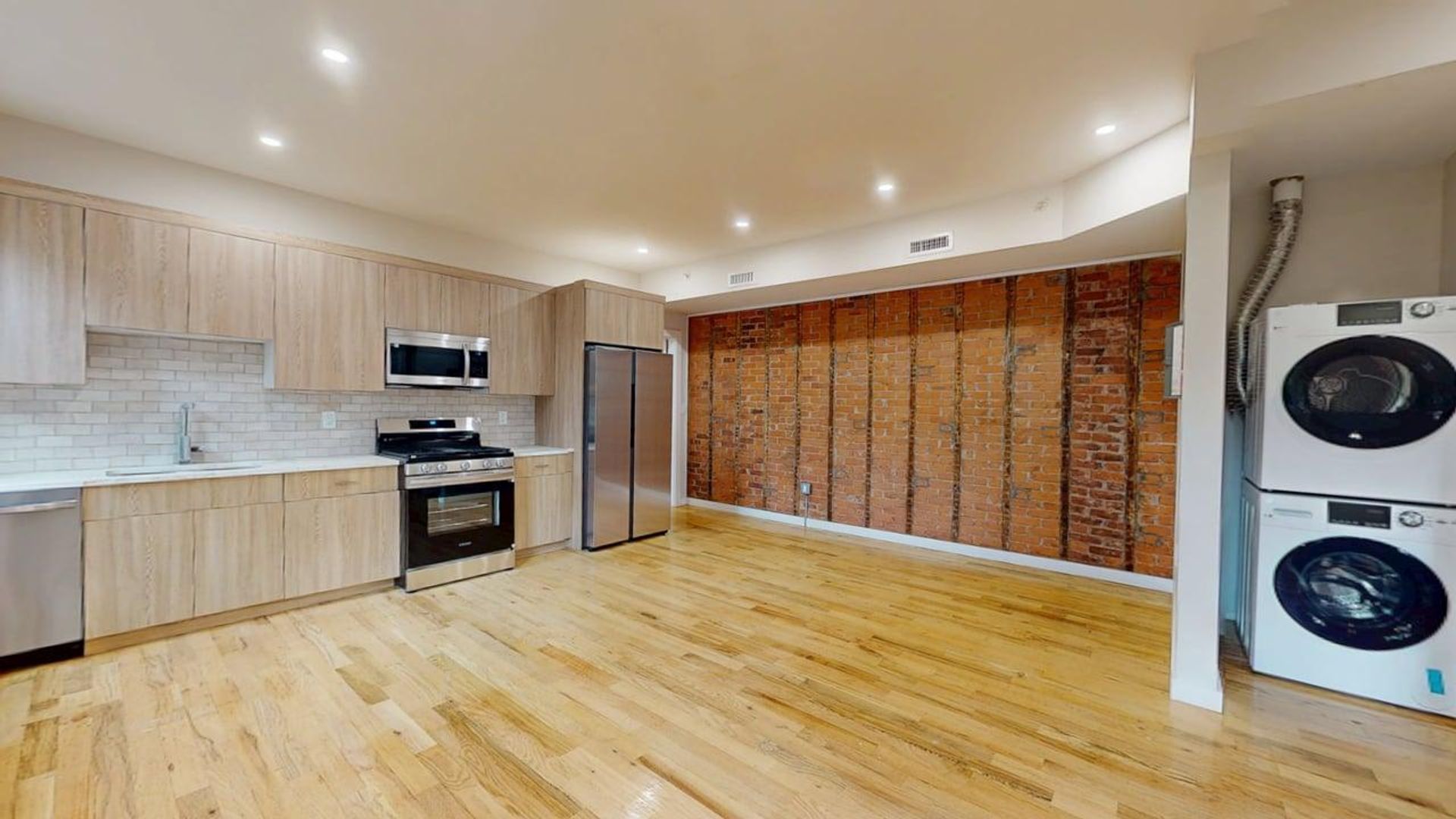 New Haven Apartment: 708 Orange Street