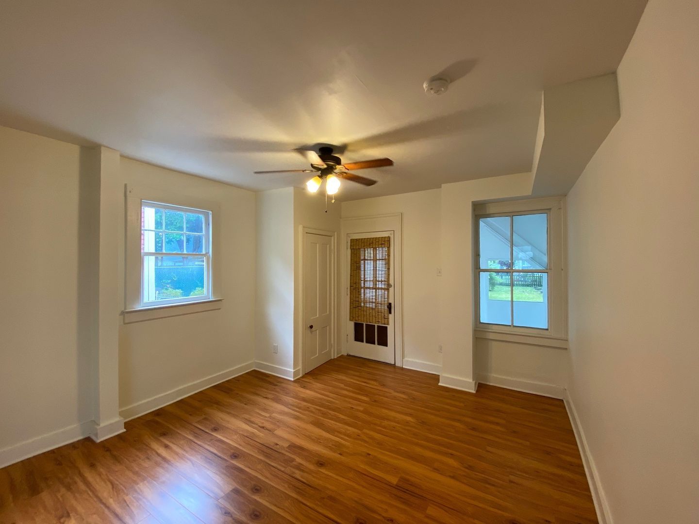 New Haven Apartment: 137 Nicoll St.