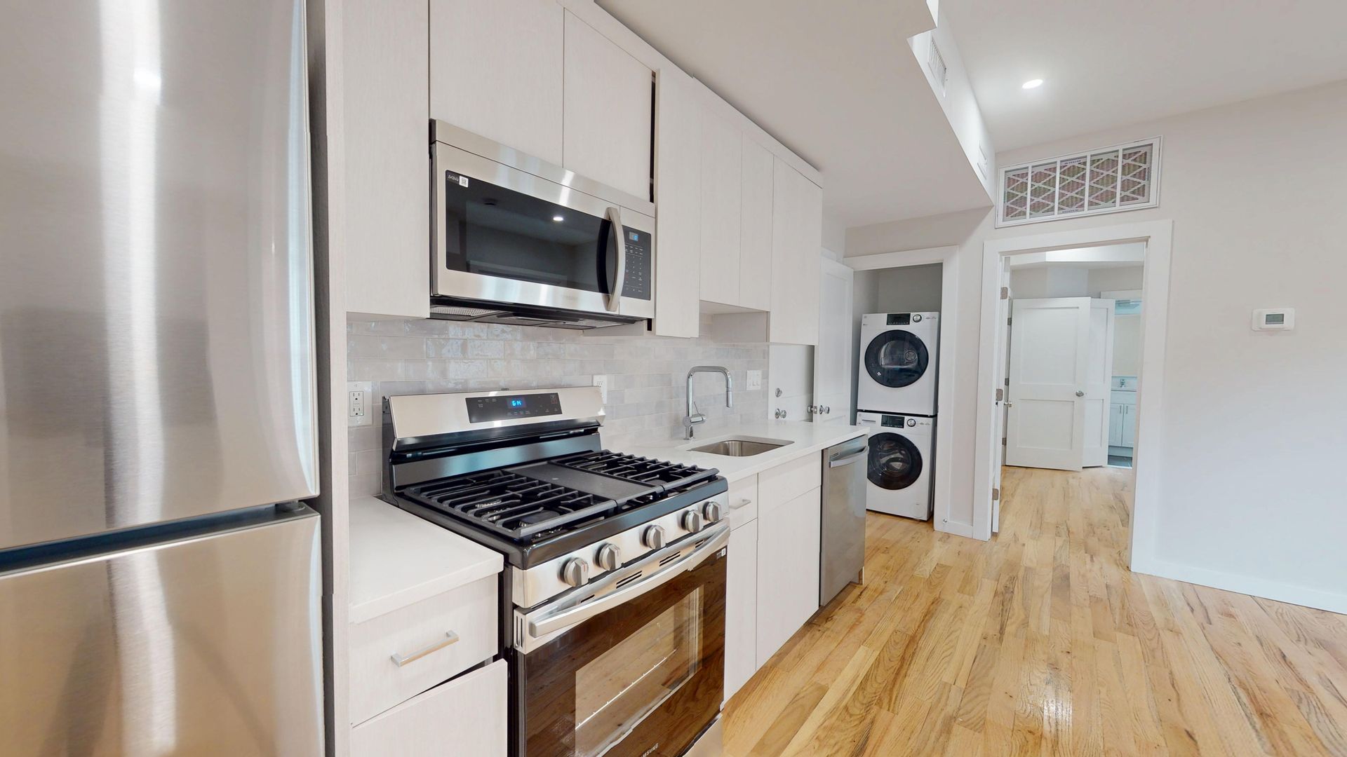 New Haven Apartment: 269 Humphrey St