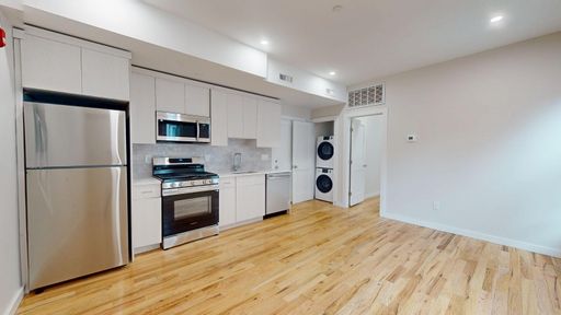 1 MONTH RENT FREE | 2 Bed 1 Bath Apartment in East Rock | Parking & In Unit Laundry – photo 1