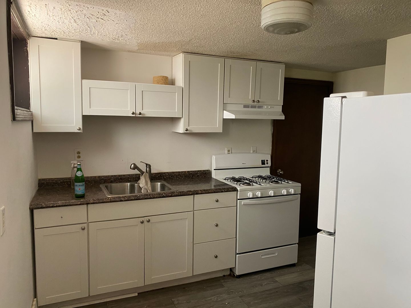 New Haven Apartment: 608 Orange Street