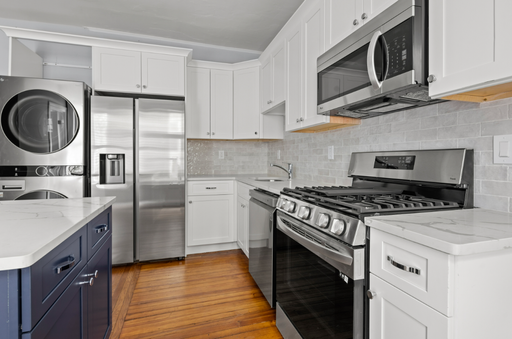 Studio Apt w/ In-Unit Laundry + Central Air in Prime East Rock | 1 MONTH FREE RENT – photo 1