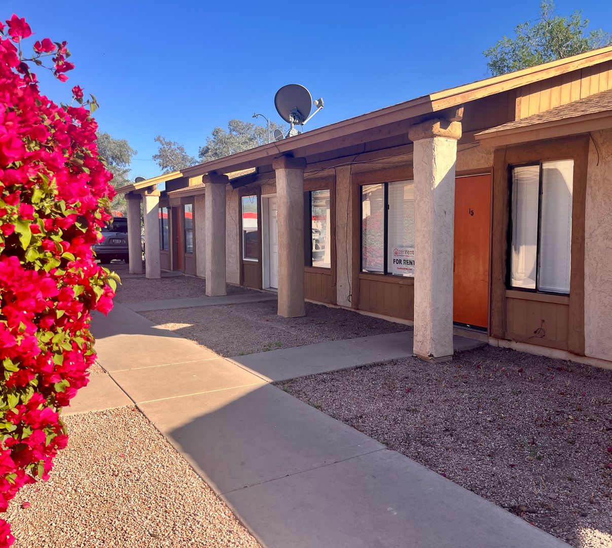 Mesa Apartment: 44 S Williams