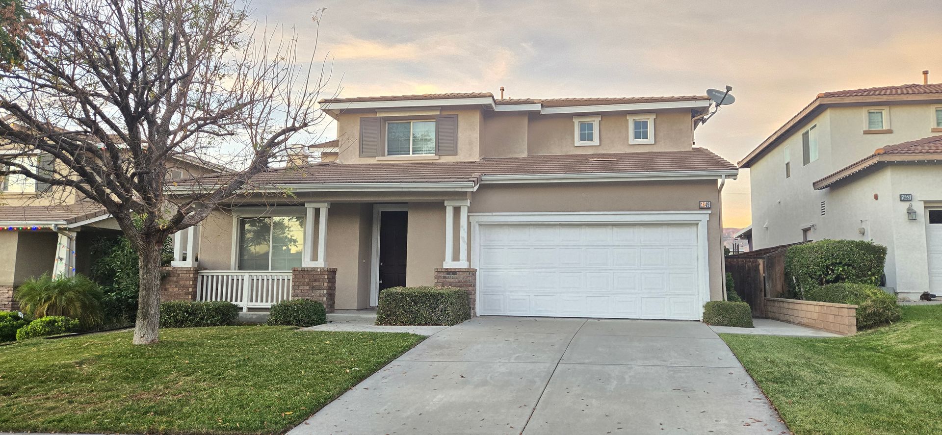 Redlands House: 1649 Valley Falls Ave