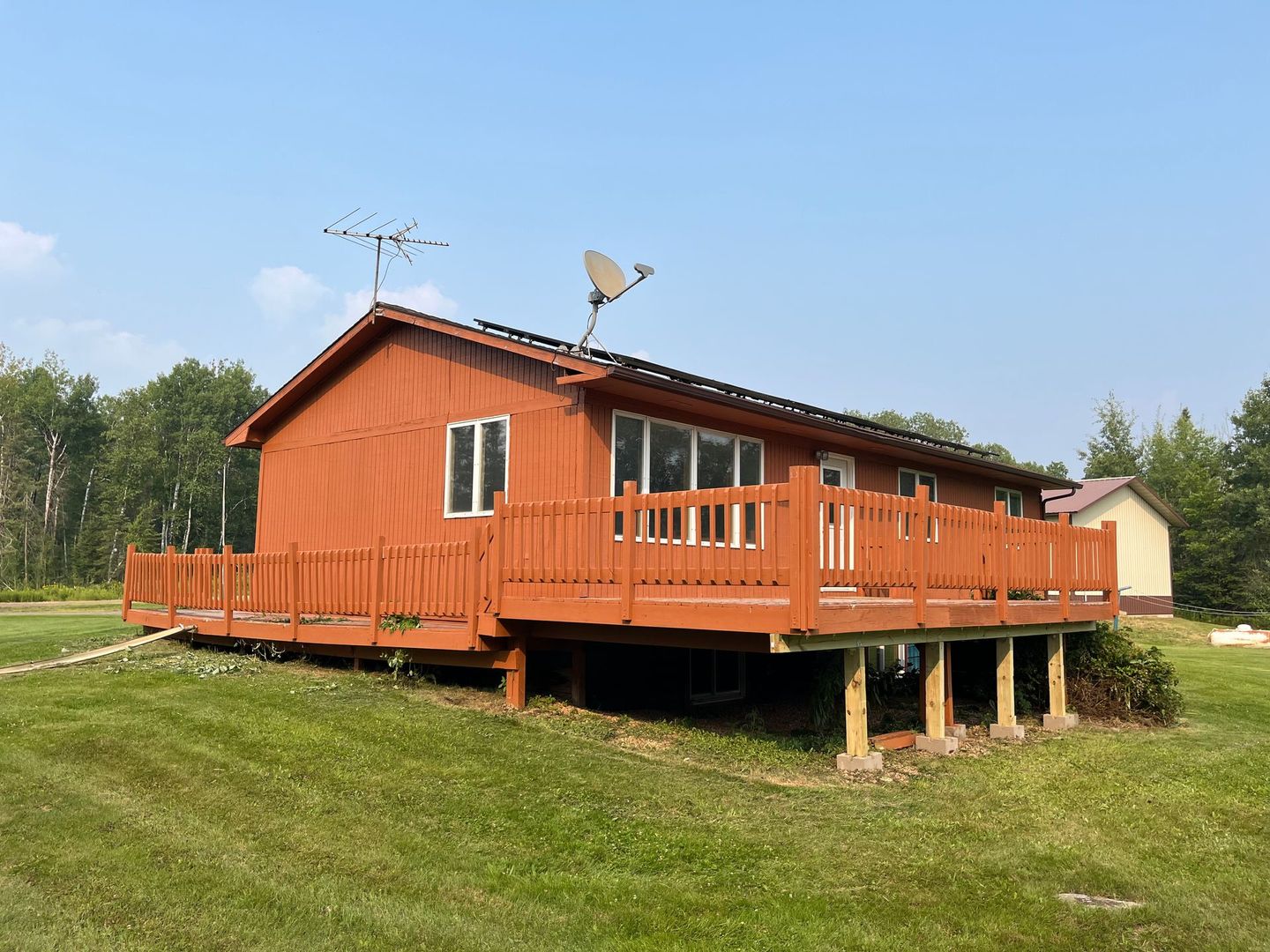Alborn House: 8698 Highway 8
