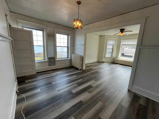 Listing photo thumbnail